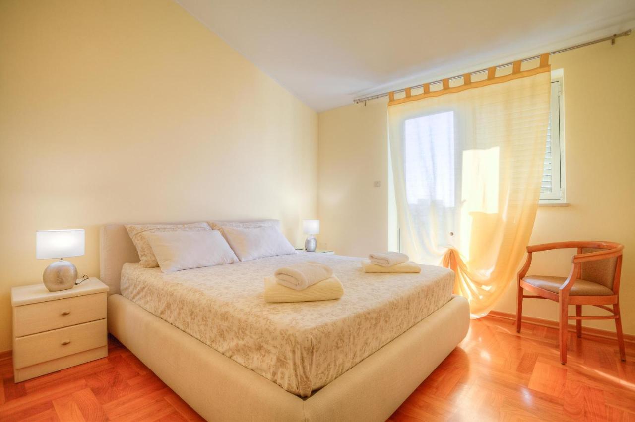 Apartamento Diconi Pula Exterior foto